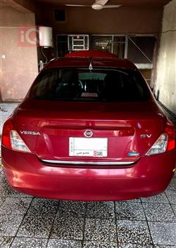 نيسان فيرسا